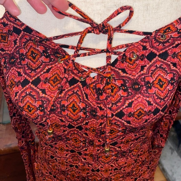 Xhilaration Dress - Picture 2 of 6